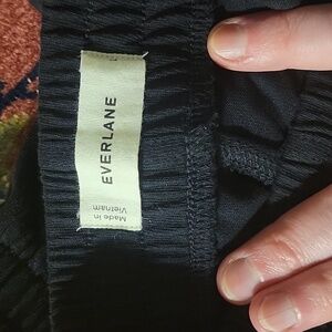 Everlane The Off-Duty Barrel Pant in Black, Size Large